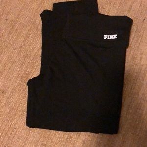 PINK Ultimate Yoga Cropped Leggings